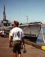U.boot.com?!?! Totaler HUMBUG! San Diego, 1993, deutsche Touristen trdeln durch ein Sammelsurium von Beute-U-Booten....